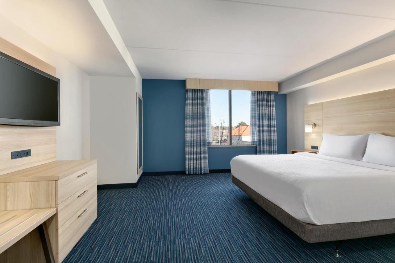 Holiday Inn Express Hotel & Suites Norfolk Airport By Ihg Εξωτερικό φωτογραφία